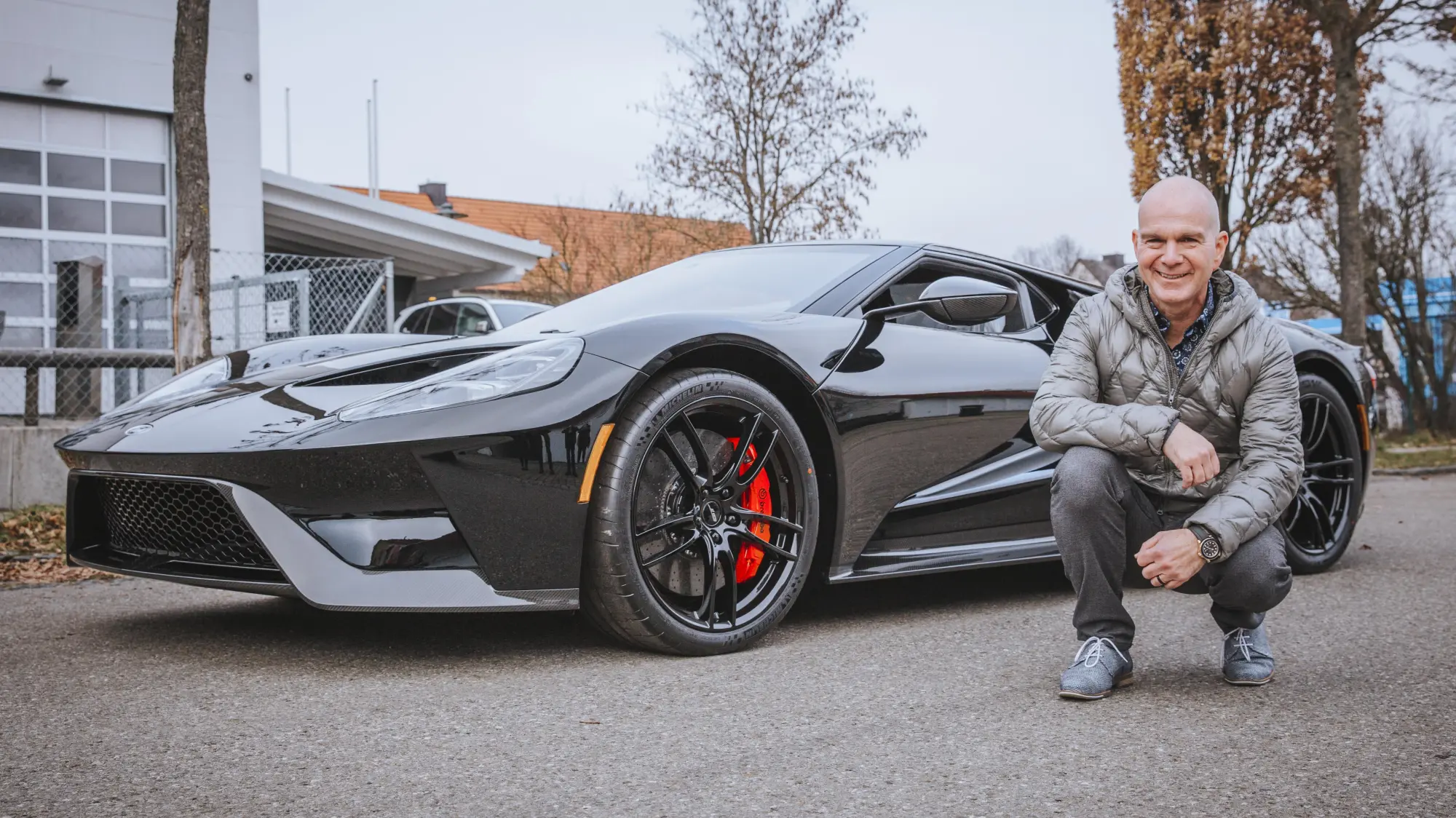 Alexander Kiebler mit Ford GT - Augsburger Allgemeine Artikel