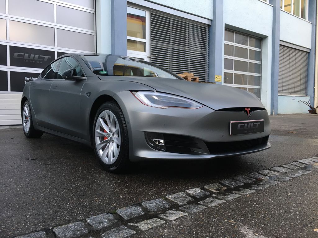 Folierung Tesla P90D in Gunmetal Grey matt