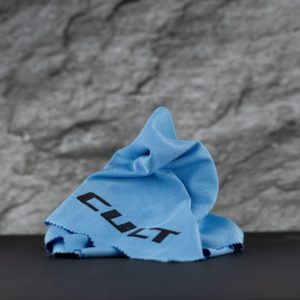 CULT Fenstertuch Nr.1